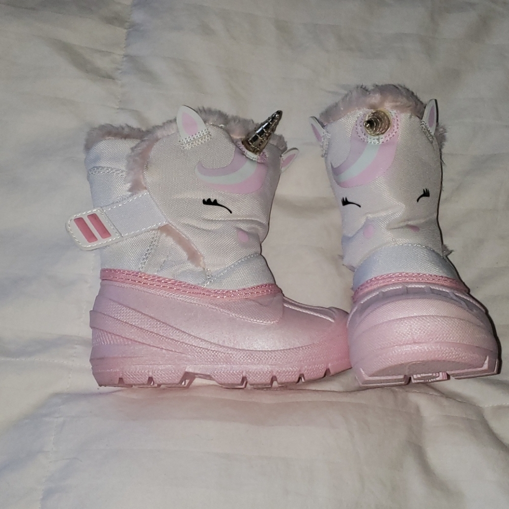 Snow Boots
